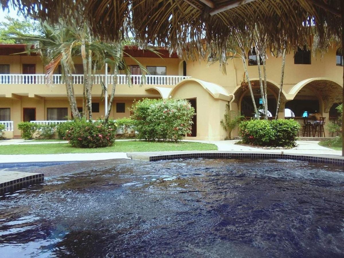 إستريلوس إيسته Hotel Delfin Playa Bejuco المظهر الخارجي الصورة